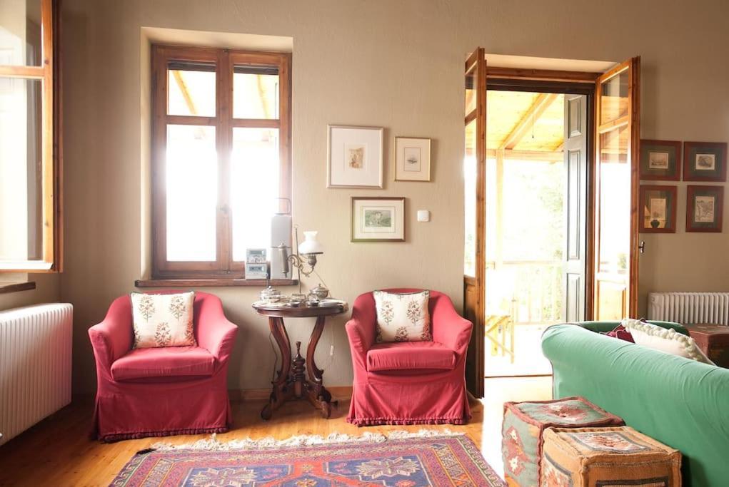 הוילה House In דלפי מראה חיצוני תמונה