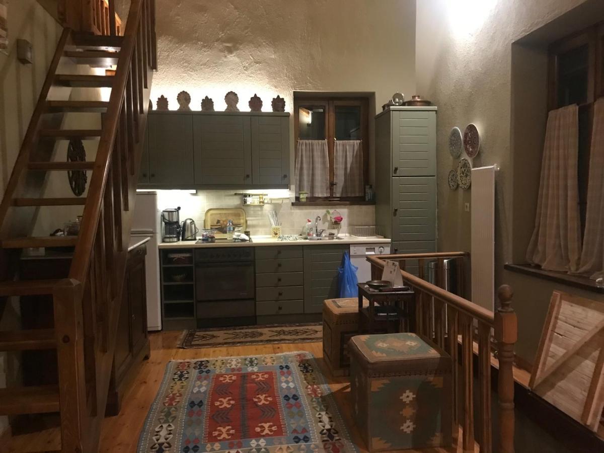 הוילה House In דלפי מראה חיצוני תמונה